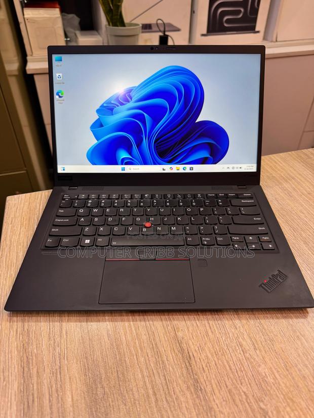 Laptop Lenovo ThinkPad X1 Carbon 16GB Intel Core I7 SSD 1T - main view