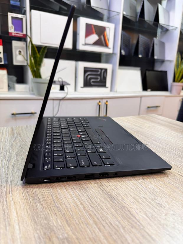 Laptop Lenovo ThinkPad X1 Carbon 16GB Intel Core I7 SSD 1T - thumbnail 3