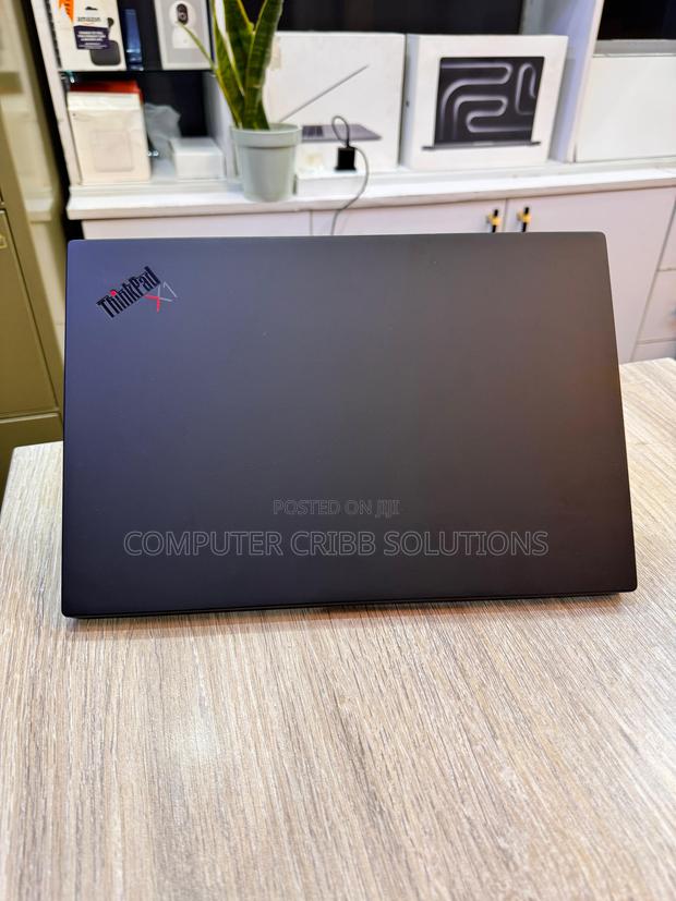 Laptop Lenovo ThinkPad X1 Carbon 16GB Intel Core I7 SSD 1T - thumbnail 2