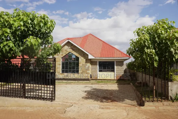 3bdrm Bungalow in K.Road Plus DSQ – Kenyatta Road / Theta (Jiji)