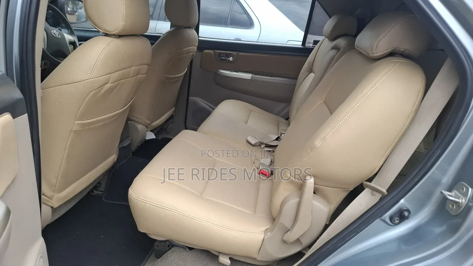 Toyota Fortuner 3.0 D AWD 2014 Silver