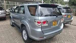 Toyota Fortuner 3.0 D AWD 2014 Silver