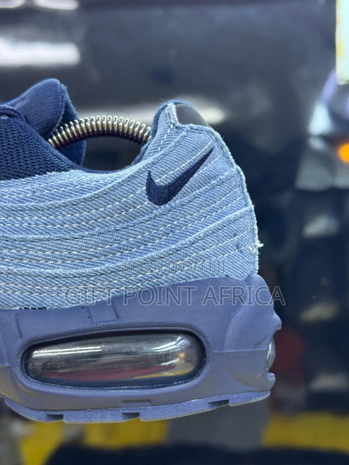 Levi’S  Nike Airmax 95
“ Obsidian ”