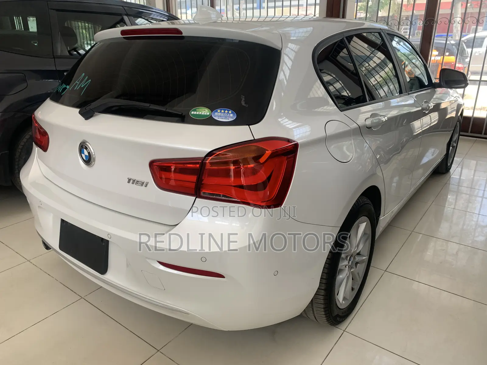 BMW 118i 2018 Pearl