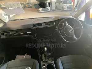 Volkswagen Touran 2018 Blue
