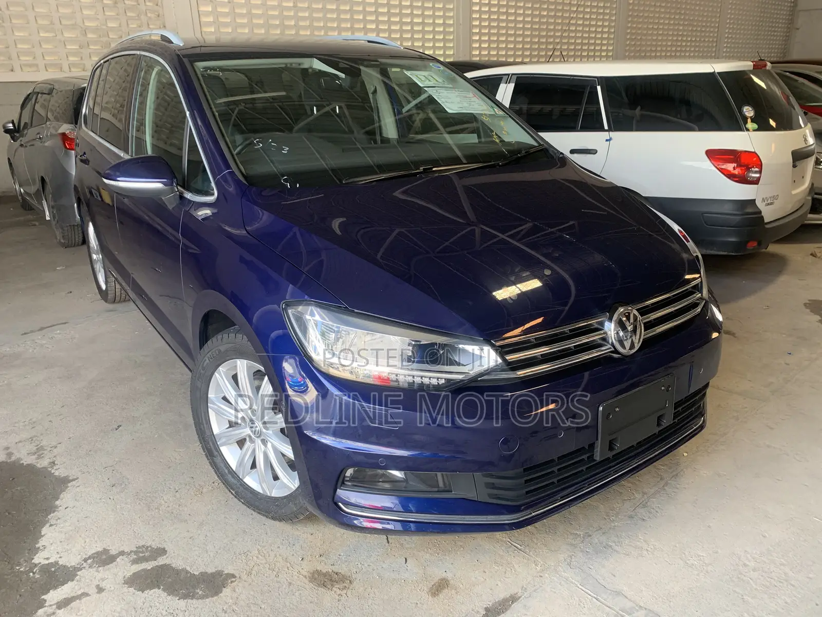 Volkswagen Touran 2018 Blue