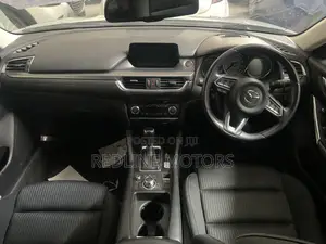 Mazda Atenza 2018 Silver