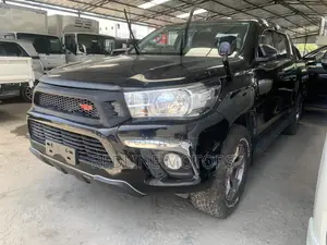 Toyota Hilux Revo Double Cab Deisel 2.4 AWD 2018 Black