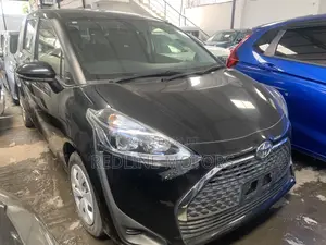 Toyota Sienta 1.5 FWD 2018 Black