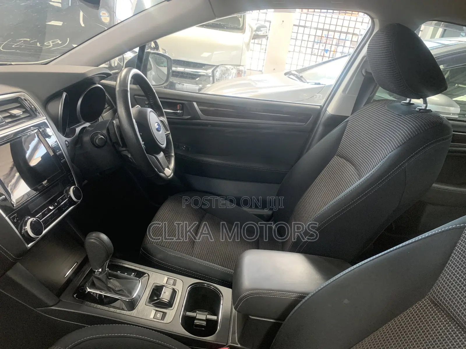 Subaru Legacy 2.5i AWD 2018 Off white