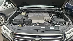 Toyota Land Cruiser 4.6 V8 ZX 2018 Black