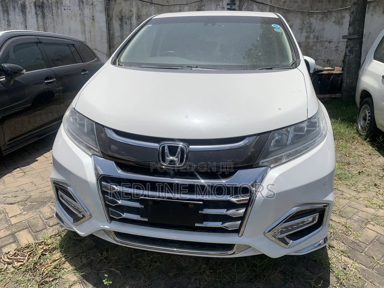 Honda Odyssey 2.0 Hybrid (7 seater) 2017 White