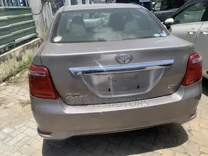 Toyota Axio 2018 Ivory