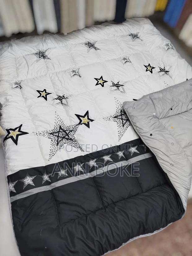 *Double Sided Heavy Cotton Binded Duvet* Size: 6×7 Pillowcases: - thumbnail 5