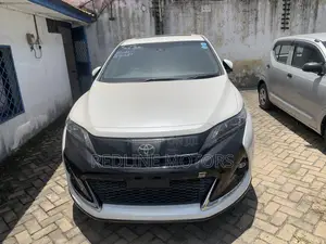 Toyota Harrier 2.0 Turbo 4WD 2018 Pearl