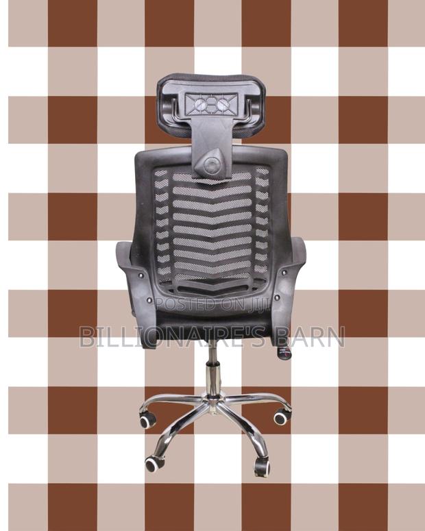 Ergonomic Secretarial Mesh Chair — All-Day Comfort - thumbnail 4