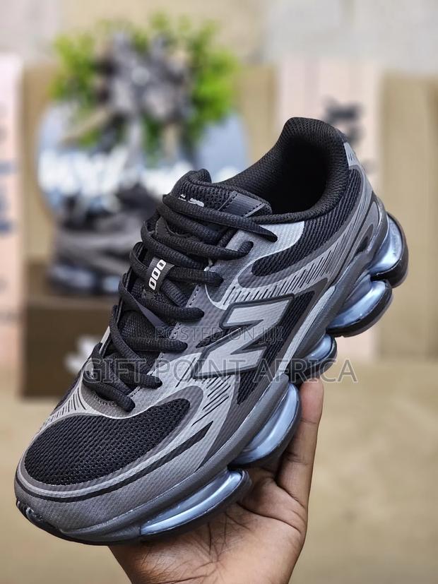 Black New Balance 2000 Sneakers - thumbnail 3