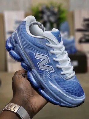 New Balance 2000 Unisex Sneakers