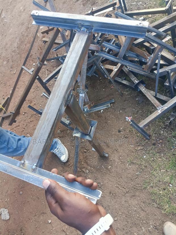 Bee Hive Stands - main view