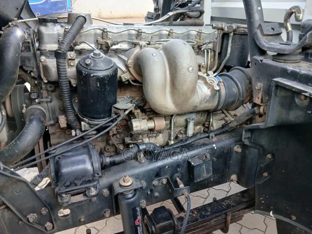 Mitsubishi Fh215 2013 Model Covered Body - thumbnail 7