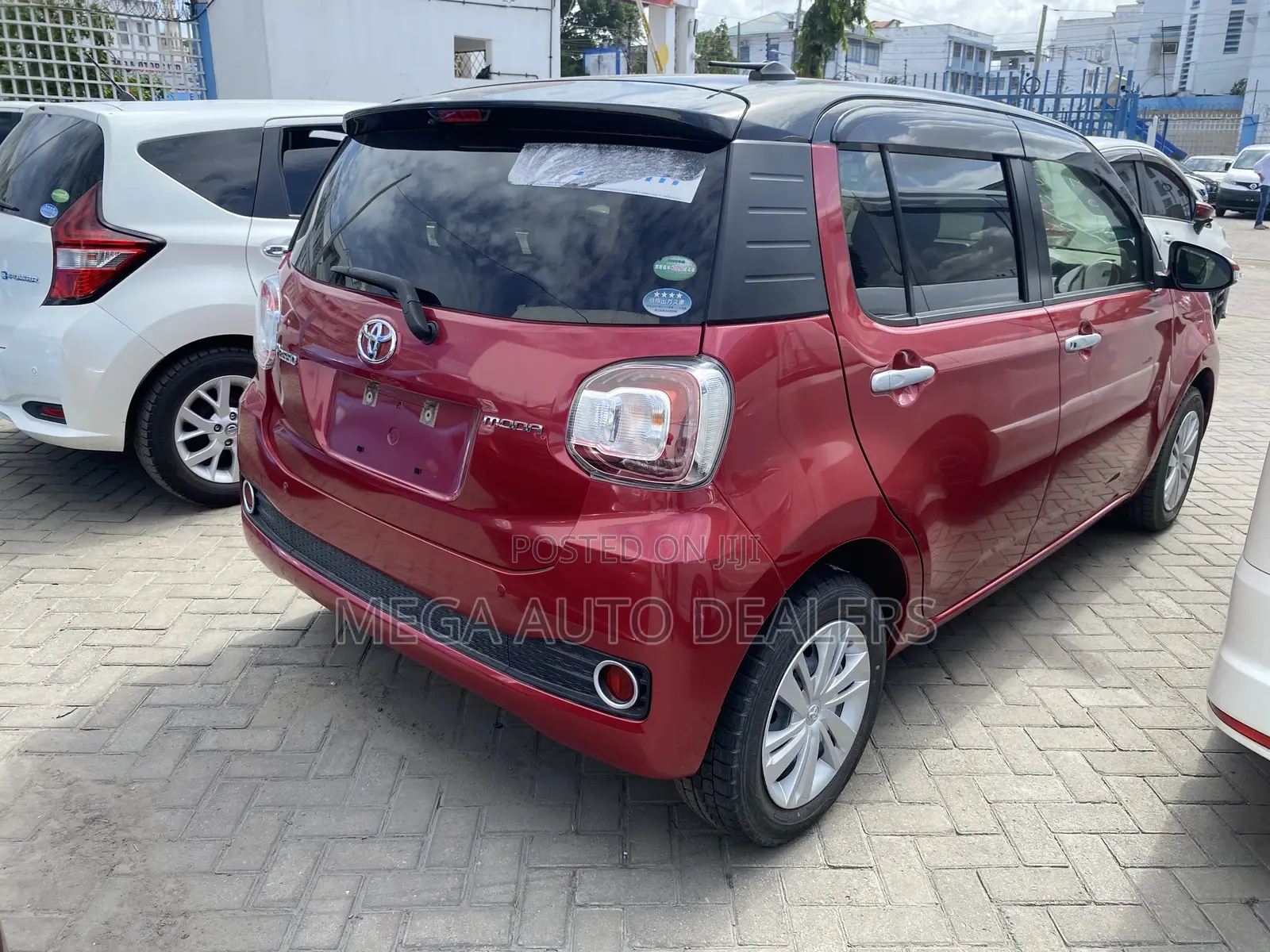Toyota Passo 2018 Red