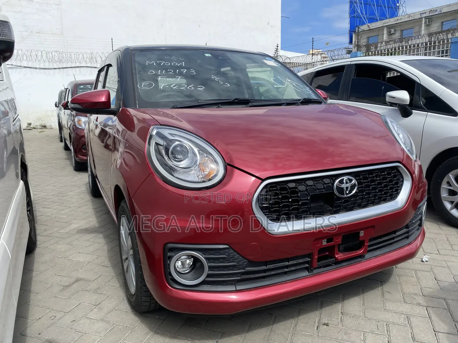 Toyota Passo 2018 Red