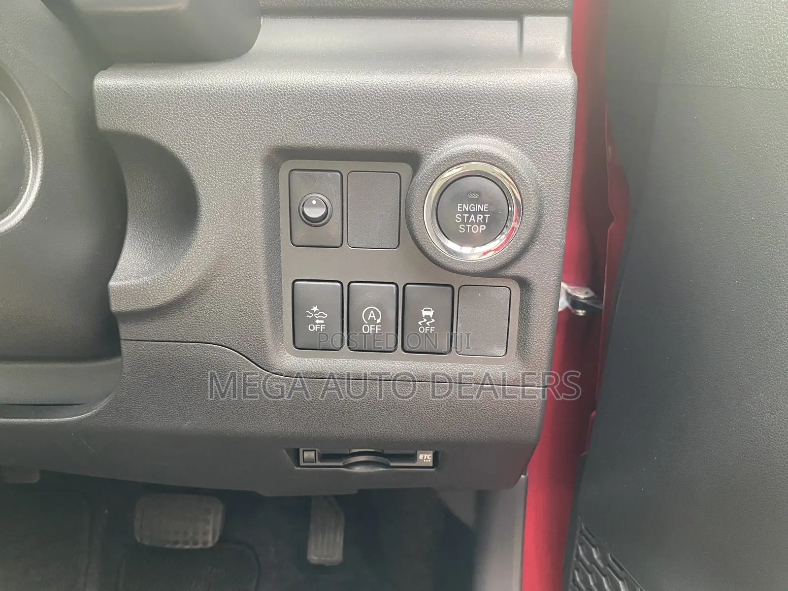 Toyota Passo 2018 Red