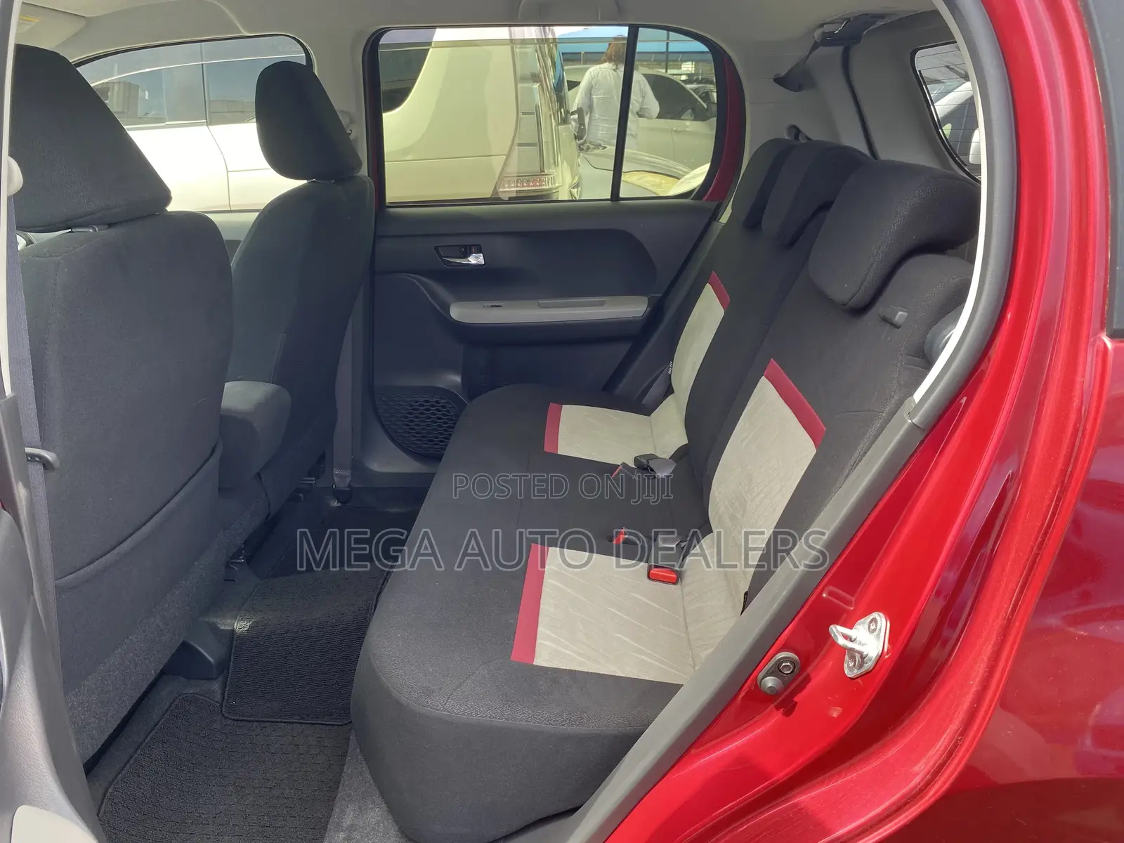 Toyota Passo 2018 Red
