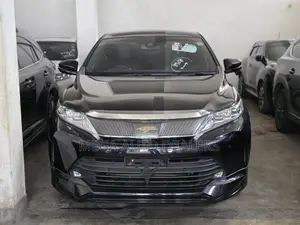 Toyota Harrier 2018 Black