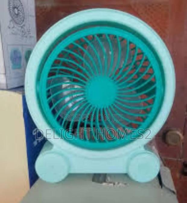 Portable Rechargeable Table Fan_dav