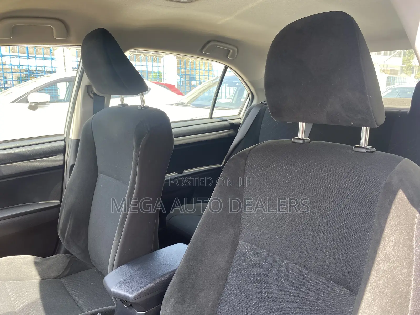 Toyota Axio 2018 Silver