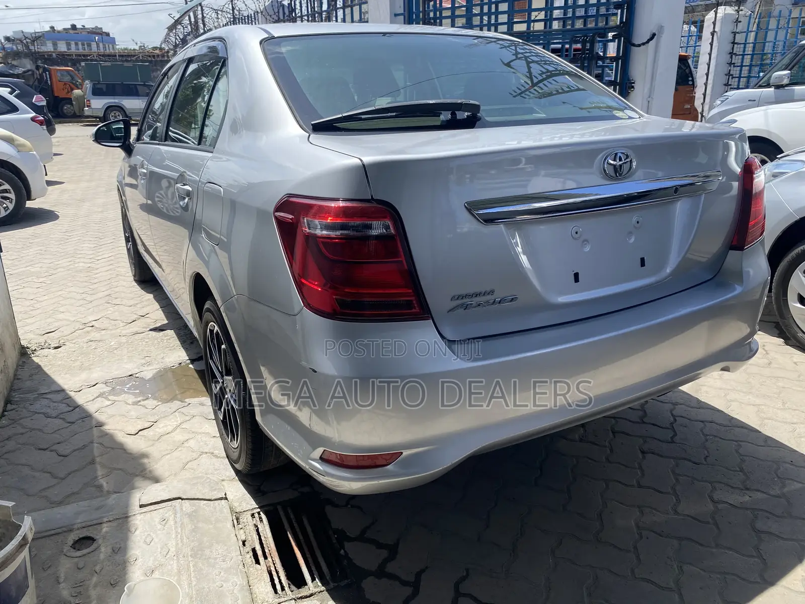 Toyota Axio 2018 Silver