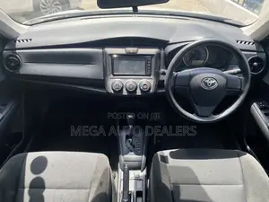 Toyota Axio 2018 Silver
