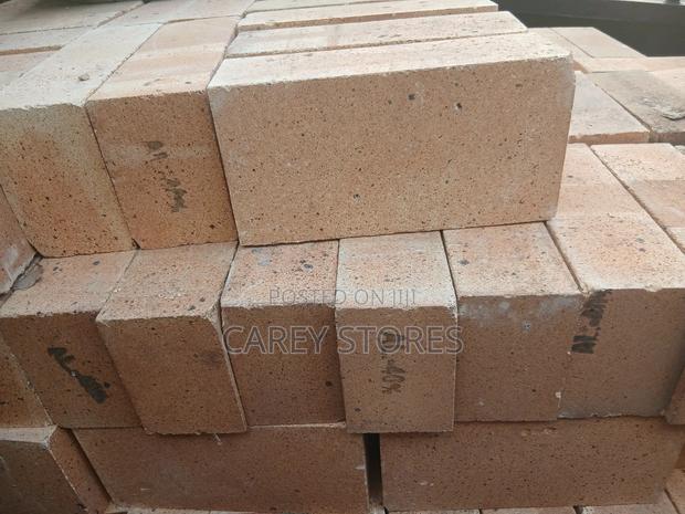 Fire Bricks Distributor / High -alumina - main view