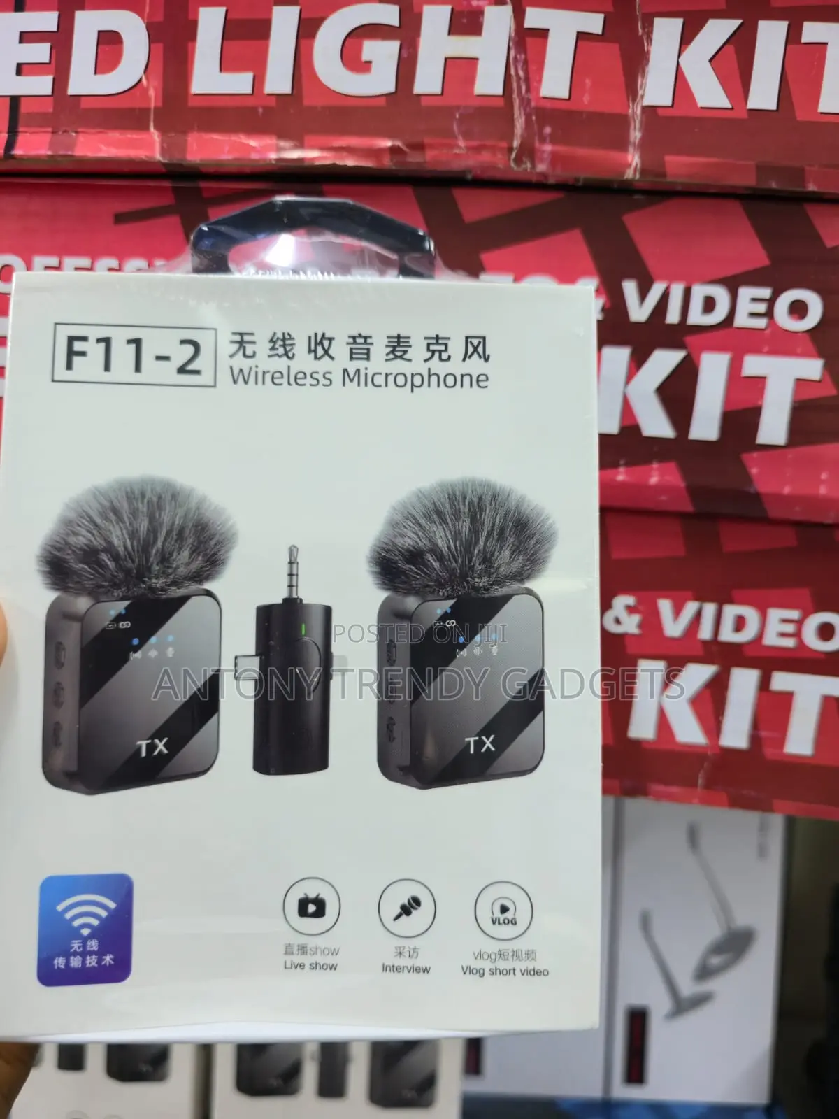 F11-2 Dual Wireless Lavalier Microphone With Noise Reduction