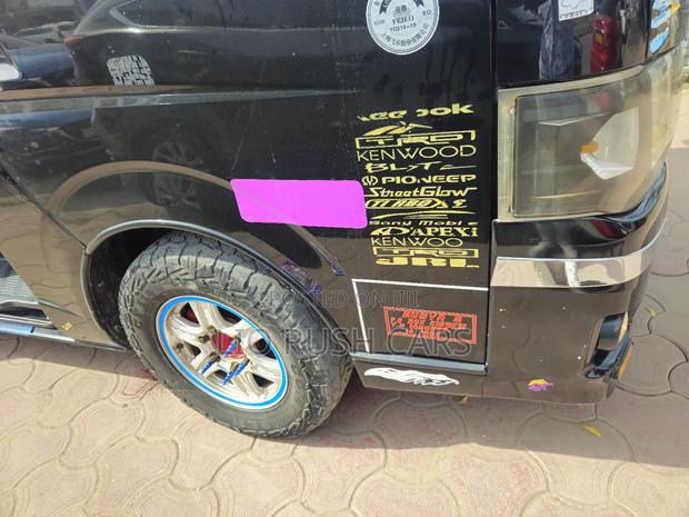 Toyota HiAce 2014 Black - thumbnail 13