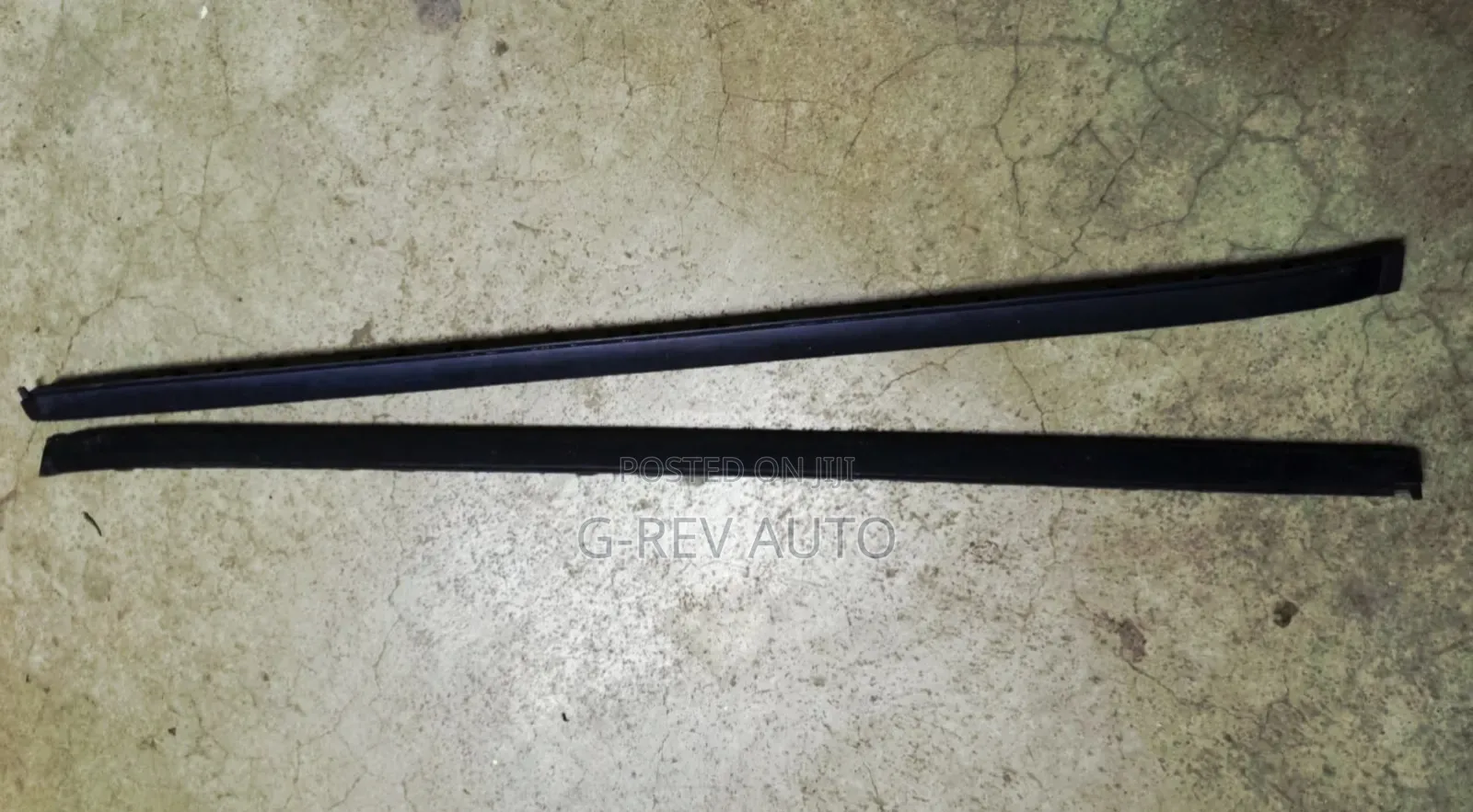Prado J150 Windscreen Mouldings.