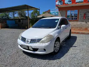 Nissan Tiida 2011 White