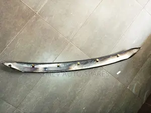 Harrier 2014-2018 Bonnet Chrome.