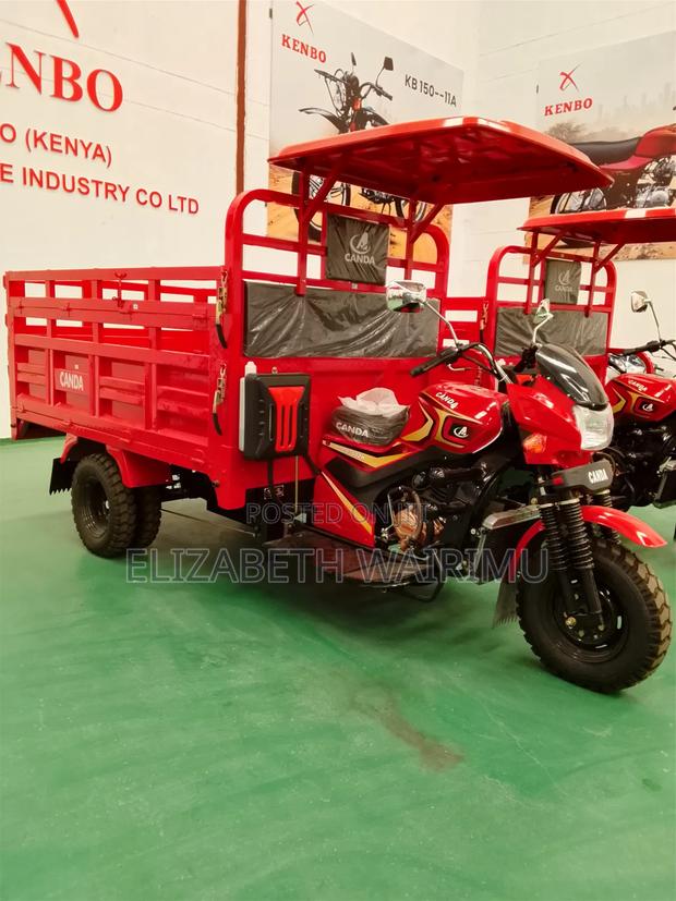 New Motorcycle 2025 Red - main view