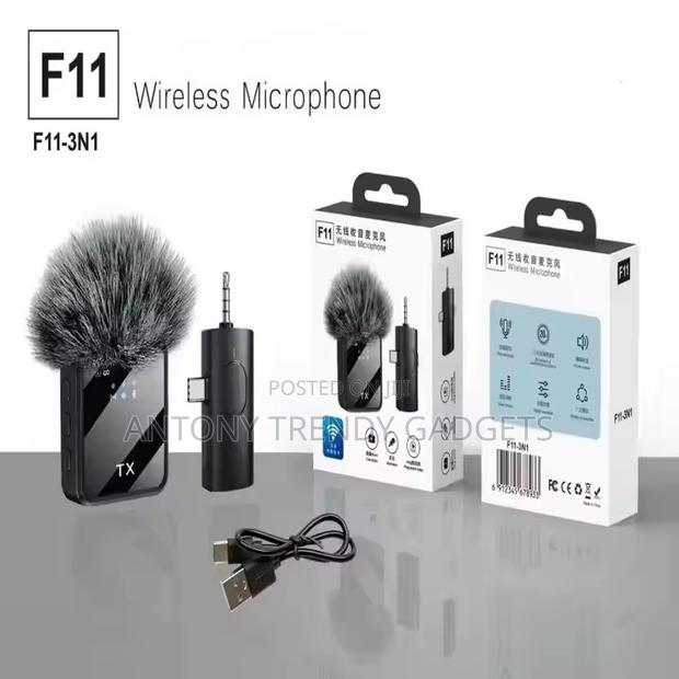 F11-2 Clip-on Wireless Microphone For Interviews & Vlogging - main view