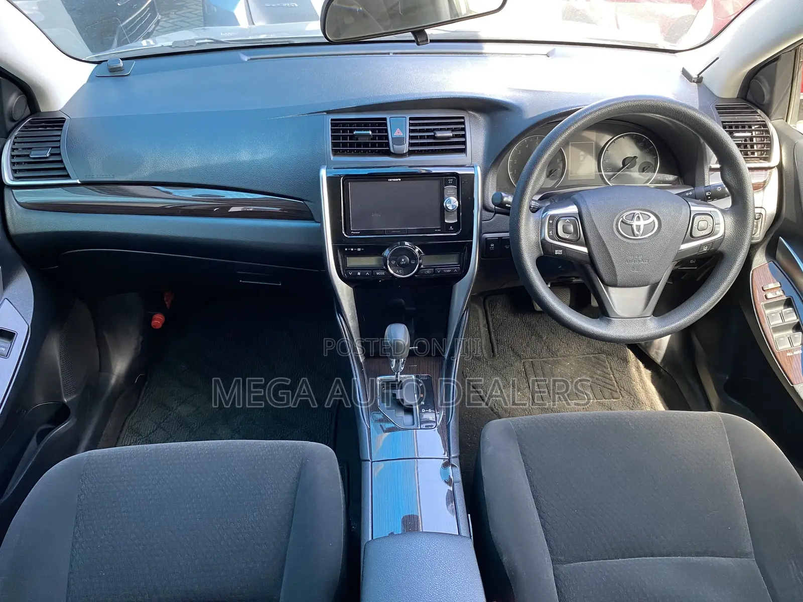 Toyota Allion 2018 Silver