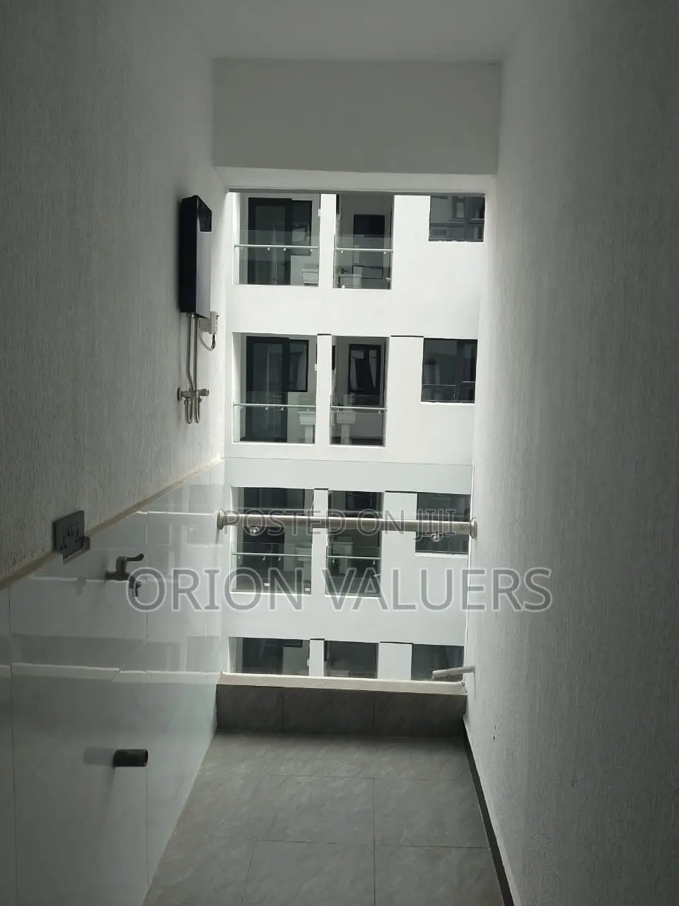 2bdrm Apartment in Valley Arcade for rent