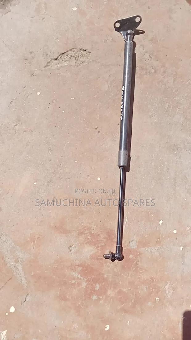 Boot Shock Landcruiser 200series