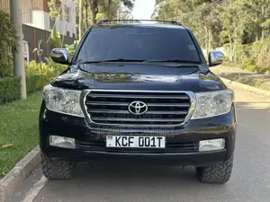 Toyota Land Cruiser 4.6 V8 ZX 2010 Black