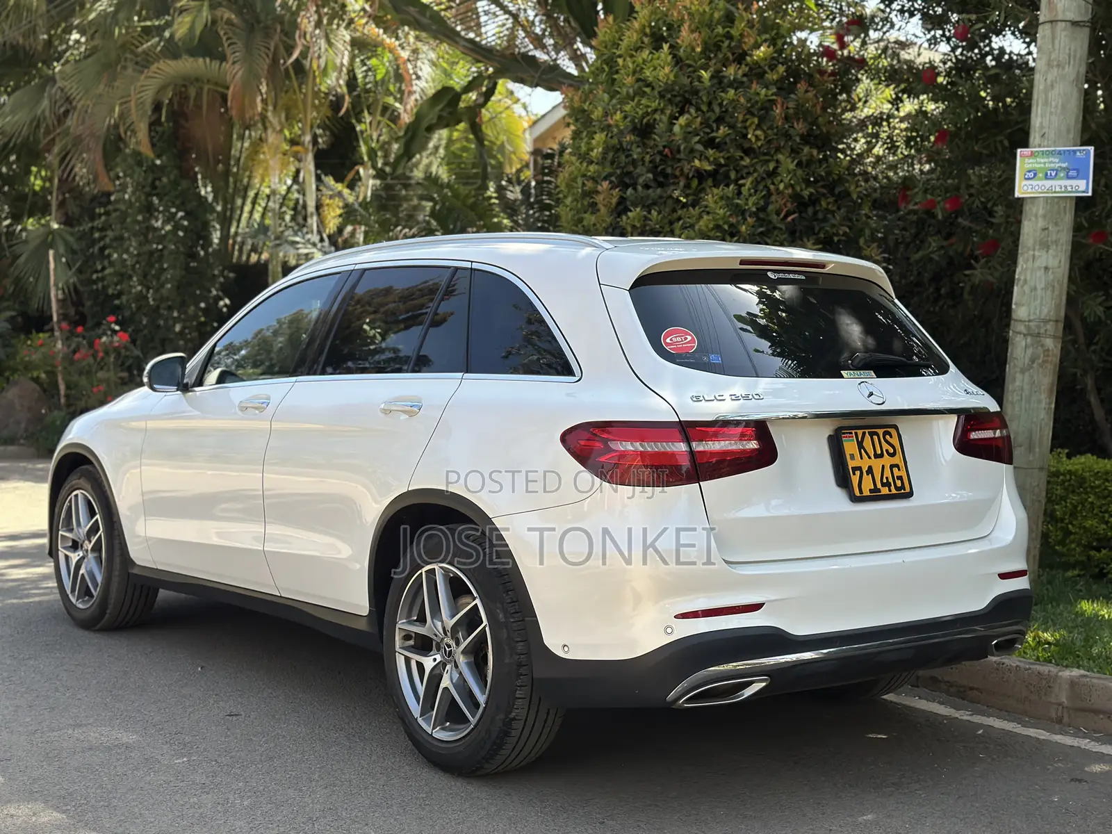Mercedes-Benz GLC-Class GLC250 Sport Utility 4-Door (2.0L, 4cyl Turbo) White