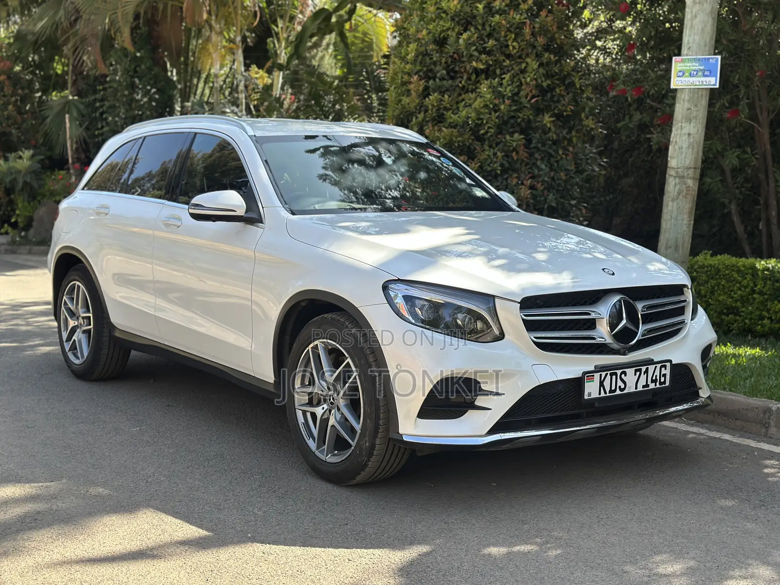 Mercedes-Benz GLC-Class GLC250 Sport Utility 4-Door (2.0L, 4cyl Turbo) White