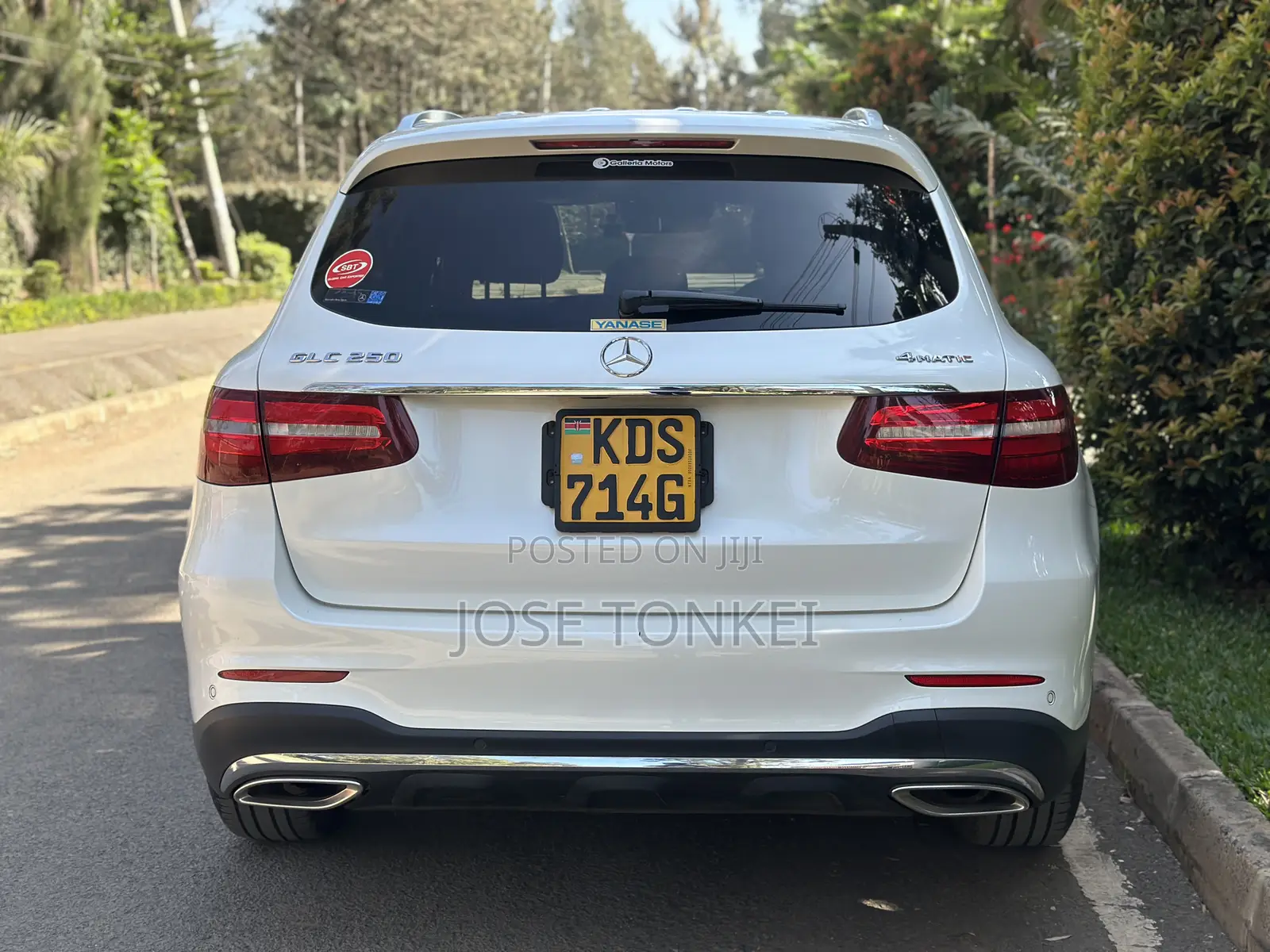 Mercedes-Benz GLC-Class GLC250 Sport Utility 4-Door (2.0L, 4cyl Turbo) White