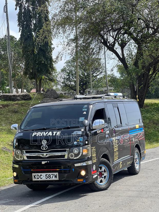 Toyota HiAce 2014 Black - thumbnail 15