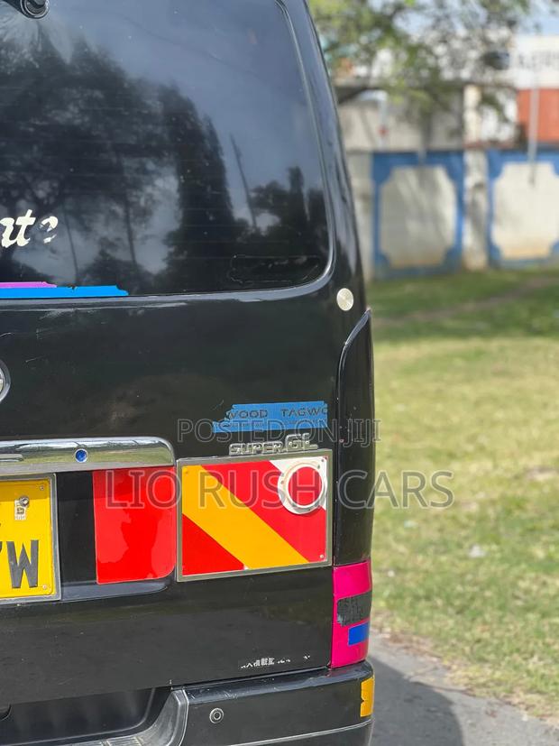 Toyota HiAce 2014 Black - thumbnail 17